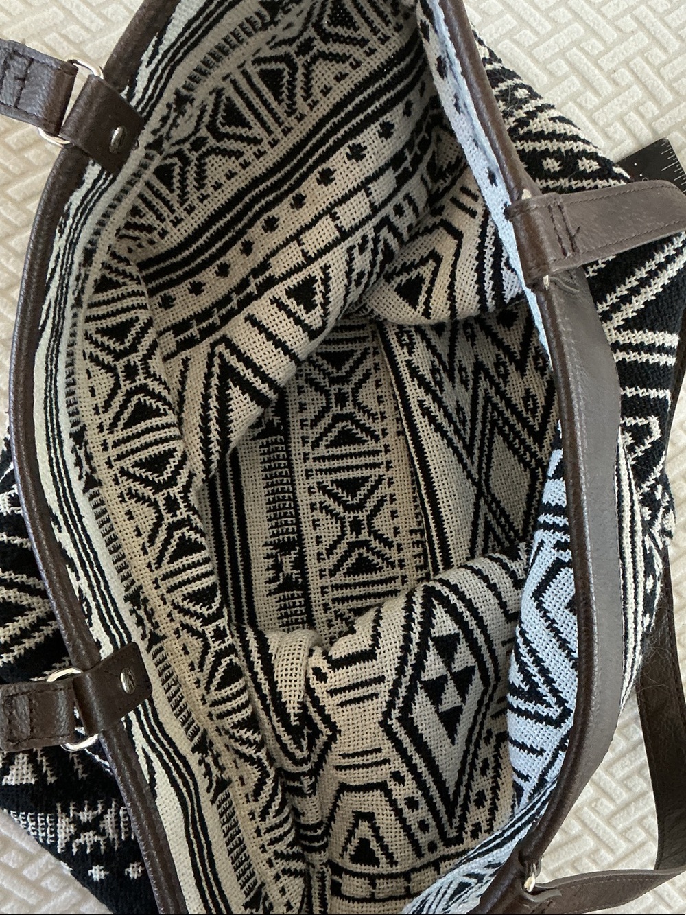 🖤 Thirty-One Jewell Collection Black & Ivory Boho Geometric Tote Bag - Picture 9 of 10